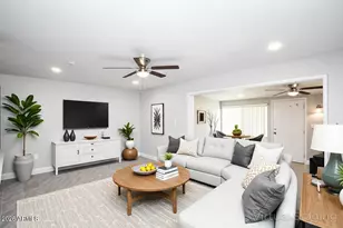 10224 N 105th Ave, Sun City, AZ 85351 - Photo 2