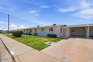 10224 N 105th Ave, Sun City, AZ 85351 - Photo 1