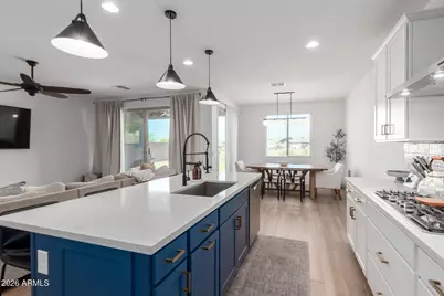 638 W Lowell Drive, San Tan Valley, AZ 85140 - Photo 6