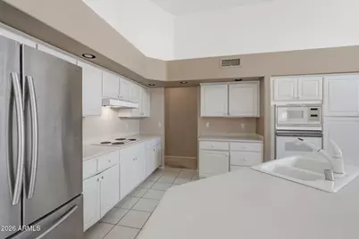 16651 S 18th Way, Phoenix, AZ 85048 - Photo 18