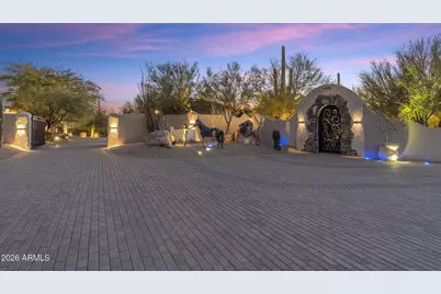 8449 E Dixileta Drive, Scottsdale, AZ 85266 - Photo 2