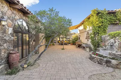 8449 E Dixileta Drive, Scottsdale, AZ 85266 - Photo 6