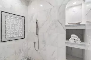 8449 E Dixileta Dr, Scottsdale, AZ 85266 - Photo 26