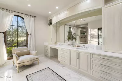 8449 E Dixileta Drive, Scottsdale, AZ 85266 - Photo 22