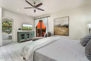 8449 E Dixileta Dr, Scottsdale, AZ 85266 - Photo 26