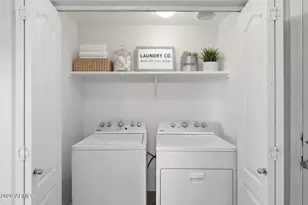 1853 S Balboa Dr, Gilbert, AZ 85295 - Photo 16