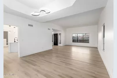 5326 W Cheryl Drive, Glendale, AZ 85302 - Photo 8