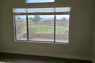 11606 W Grapefruit Ct W, Surprise, AZ 85378 - Photo 16