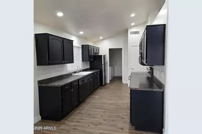 11606 W Grapefruit Court, Surprise, AZ 85378 - Photo 12