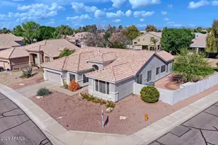 1792 W Raven Dr, Chandler, AZ 85286 - Photo 2
