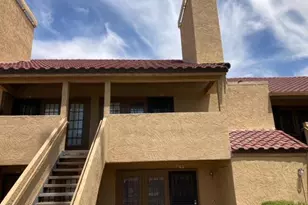 4901 S Calle Los Cerros Dr, Tempe, AZ 85282 - Photo 1