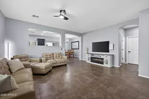724 W Trellis Rd, Queen Creek, AZ 85140 - Photo 4