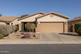 724 W Trellis Rd, Queen Creek, AZ 85140 - Photo 1