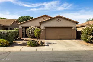 724 W Trellis Rd, Queen Creek, AZ 85140 - Photo 1