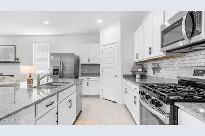 4525 S 127th Lane, Avondale, AZ 85323 - Photo 8