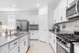 4525 S 127th Ln, Avondale, AZ 85323 - Photo 8