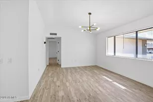 12432 W Fieldstone Dr, Sun City West, AZ 85375 - Photo 8