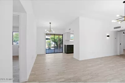 12432 W Fieldstone Drive, Sun City West, AZ 85375 - Photo 8