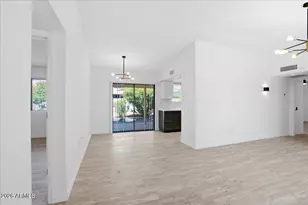 12432 W Fieldstone Dr, Sun City West, AZ 85375 - Photo 8