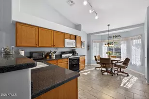 552 E Jasper Dr, Gilbert, AZ 85296 - Photo 10