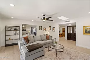 18638 N Conestoga Dr, Sun City, AZ 85373 - Photo 6