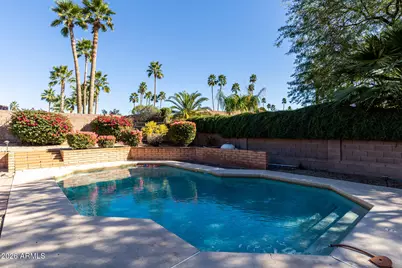 139 E Monte Cristo Avenue, Phoenix, AZ 85022 - Photo 8