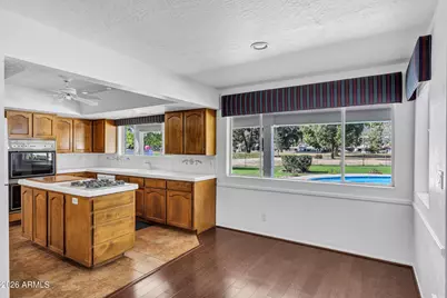 836 W Moon Valley Drive, Phoenix, AZ 85023 - Photo 14