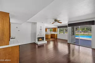 836 W Moon Valley Dr, Phoenix, AZ 85023 - Photo 12