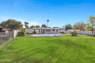 836 W Moon Valley Dr, Phoenix, AZ 85023 - Photo 36