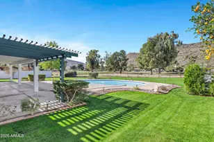 836 W Moon Valley Dr, Phoenix, AZ 85023 - Photo 44