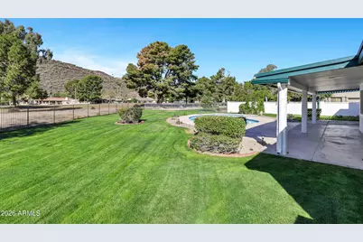 836 W Moon Valley Drive, Phoenix, AZ 85023 - Photo 38