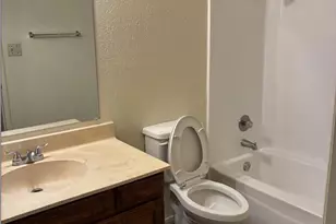 899 E Erie St, Chandler, AZ 85225 - Photo 8