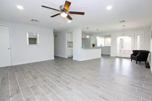 14616 N Ensenada Ct, Phoenix, AZ 85053 - Photo 2