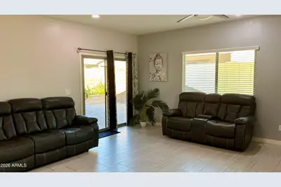 2776 E Sequoia Drive, Phoenix, AZ 85050 - Photo 10