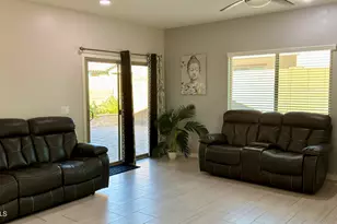 2776 E Sequoia Dr, Phoenix, AZ 85050 - Photo 10