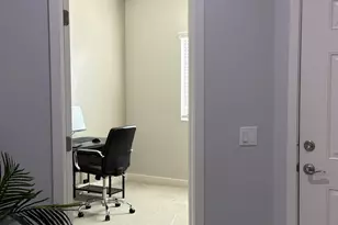 2776 E Sequoia Dr, Phoenix, AZ 85050 - Photo 22