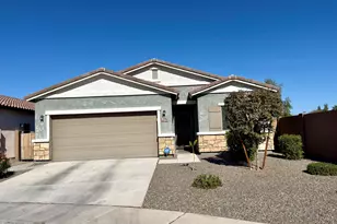 2776 E Sequoia Dr, Phoenix, AZ 85050 - Photo 2