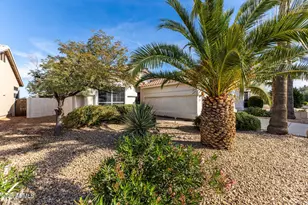 17315 N Coyote Lakes Pkwy, Surprise, AZ 85378 - Photo 4
