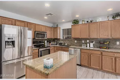 3739 W Carter Road, Phoenix, AZ 85041 - Photo 4