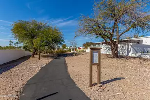 1302 E Rowlands Ln, Phoenix, AZ 85022 - Photo 54