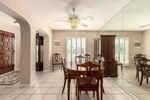 1302 E Rowlands Ln, Phoenix, AZ 85022 - Photo 16