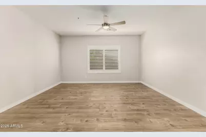 15998 W Becker Lane, Surprise, AZ 85379 - Photo 8