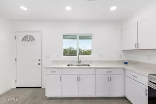 200 Gompers Cir, Morristown, AZ 85342 - Photo 12