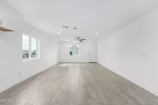 200 Gompers Cir, Morristown, AZ 85342 - Photo 6