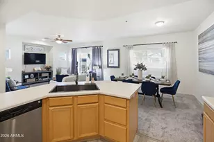 7401 W Arrowhead Clubhouse Dr, Glendale, AZ 85308 - Photo 10