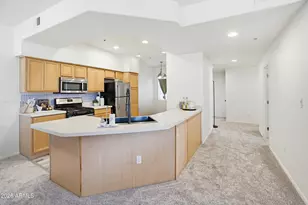 7401 W Arrowhead Clubhouse Dr, Glendale, AZ 85308 - Photo 14