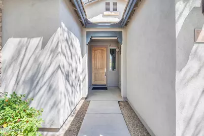 21121 N 37th Run, Phoenix, AZ 85050 - Photo 4