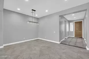 21121 N 37th Run, Phoenix, AZ 85050 - Photo 8