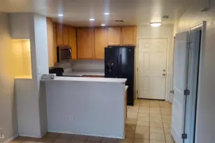 7801 N 44th Dr, Glendale, AZ 85301 - Photo 6