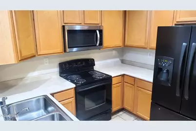 7801 N 44th Drive #1063, Glendale, AZ 85301 - Photo 8